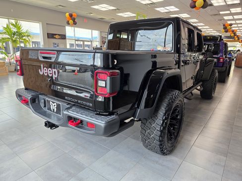 New 2025 Jeep Gladiator Rubicon w/ Convenience Group image 4