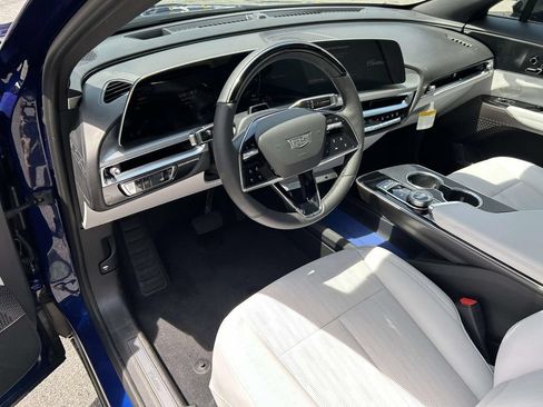 New 2026 Cadillac Lyriq Sport AWD/4WD image 18