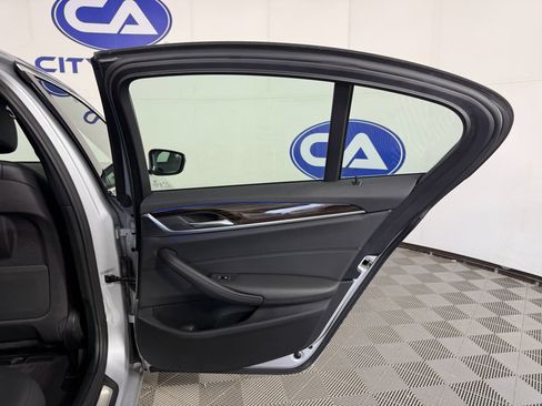 Used 2020 BMW 530i 530i w/ Convenience Package image 15