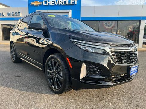 Used 2023 Chevrolet Equinox RS w/ RS Leather Package AWD/4WD image 3