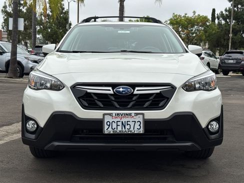 Certified 2022 Subaru Crosstrek 2.0i Premium w/ Popular Package #3 image 3