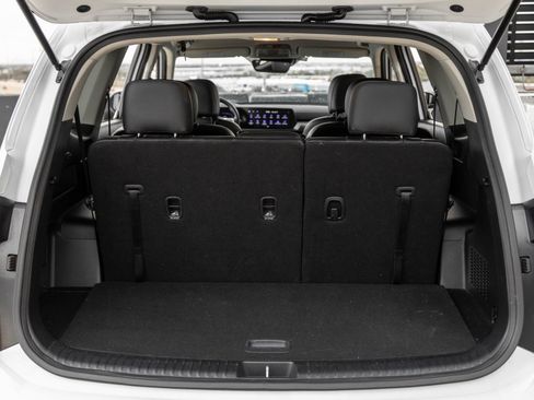 Used 2024 Kia Telluride S image 28