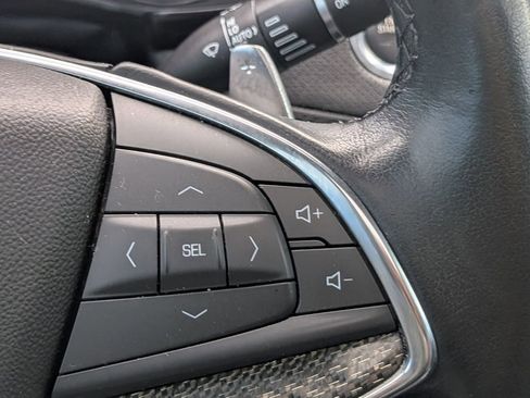 Used 2020 Cadillac XT5 Sportv image 28