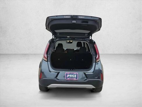 Used 2025 Kia Soul LX w/ LX Technology Package image 6