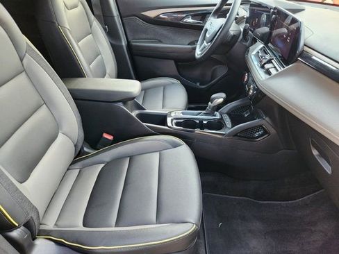 Used 2024 Chevrolet TrailBlazer ACTIV w/ Driver Confidence Package image 20