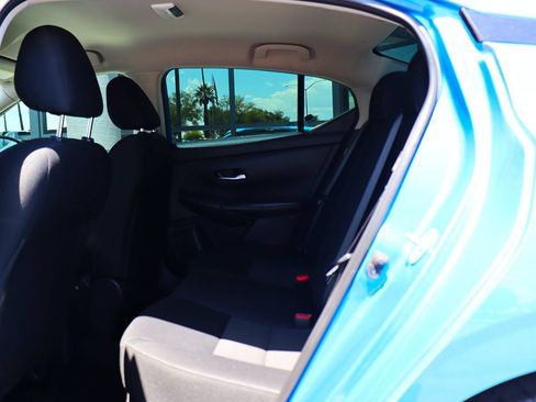 Used 2022 Nissan Sentra SV w/ All-Weather Package FWD image 33
