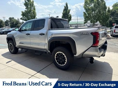 Used 2025 Toyota Tacoma TRD Off-Road AWD/4WD image 16