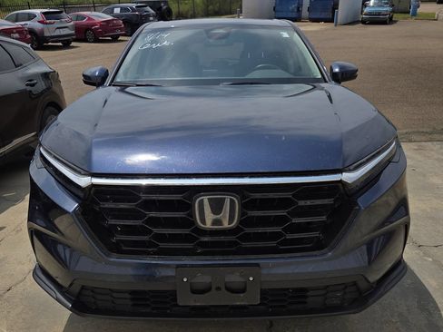 Used 2025 Honda CR-V EX image 2