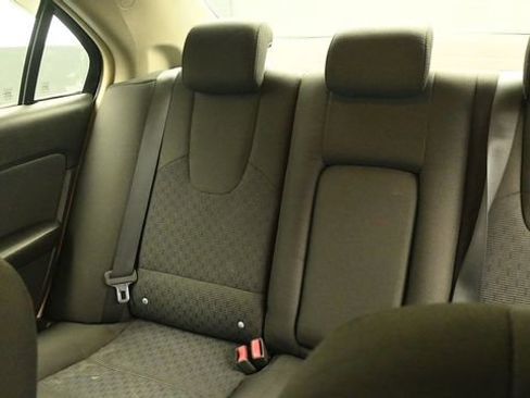 Used 2010 Ford Fusion SE FWD image 22