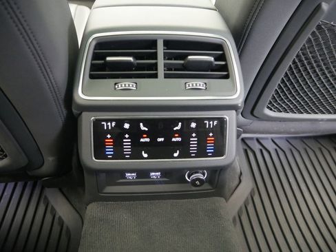 Used 2020 Audi A6 3.0T allroad Premium Plus w/ Driver Assistance Package AWD/4WD image 32
