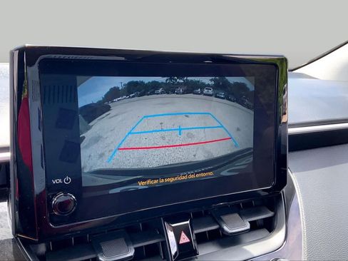 Used 2025 Toyota Corolla LE FWD image 26