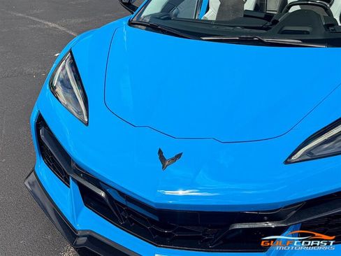 Used 2024 Chevrolet Corvette Z06 RWD image 4