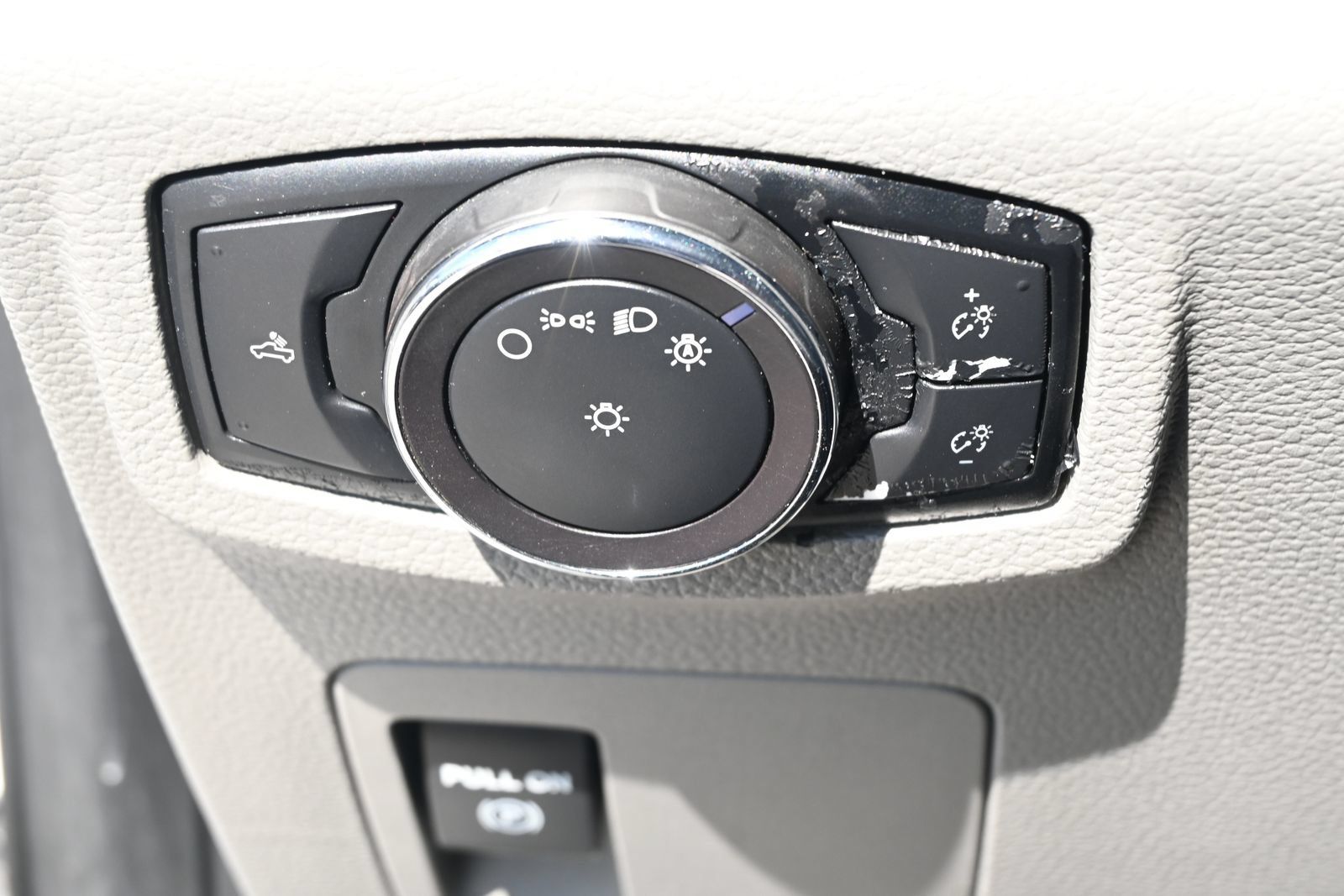 Used 2019 Ford F150 XL w/ Equipment Group 101A Mid RWD image 11