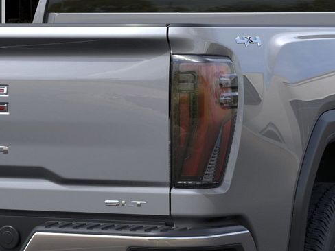 New 2026 GMC Sierra 2500 SLT w/ SLT Convenience Package AWD/4WD image 11