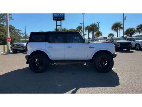 Used 2022 Ford Bronco Outer Banks image 9