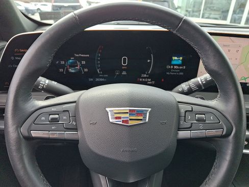 Certified 2025 Cadillac XT4 Premium Luxury image 16