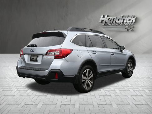 Used 2019 Subaru Outback 2.5i Limited image 9