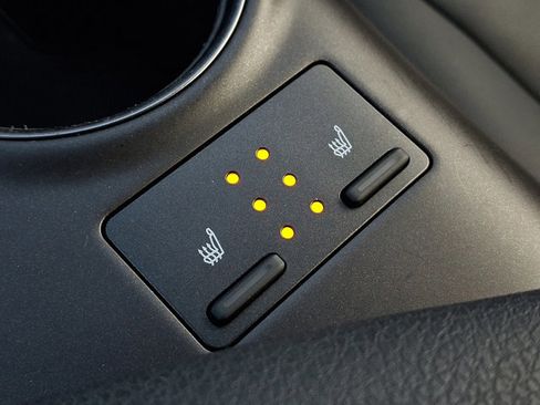 Used 2024 Toyota Camry SE image 24