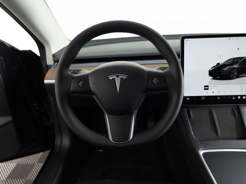Used 2023 Tesla Model 3 Standard Range RWD image 29