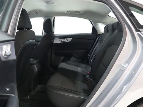 Used 2024 Kia Forte LXS FWD image 32