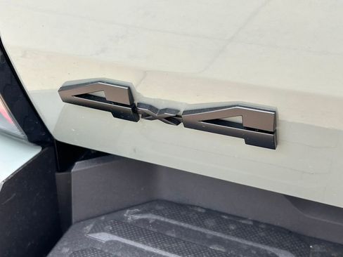 New 2026 Toyota Tundra Platinum AWD/4WD image 12