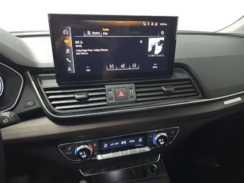 Used 2025 Audi Q5 2.0T Premium w/ Convenience Plus Package image 25