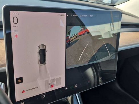 Used 2018 Tesla Model 3 Long Range RWD image 18