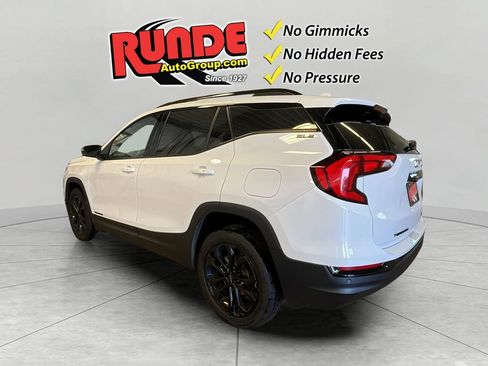 Used 2021 GMC Terrain SLE w/ Driver Convenience Package AWD/4WD image 4