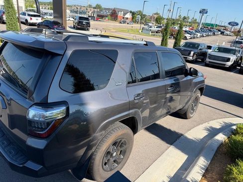 Used 2022 Toyota 4Runner SR5 Premium w/ Moonroof Package RWD image 12