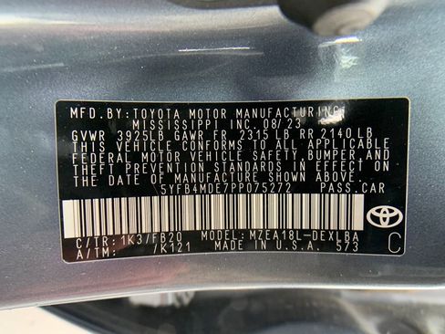 Used 2023 Toyota Corolla LE image 32