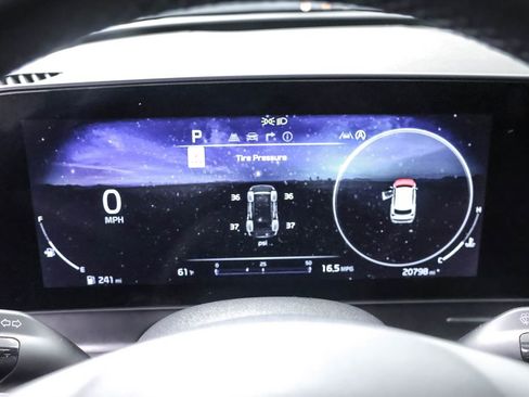 Used 2023 Kia Sportage SX image 23