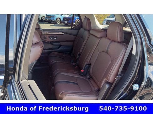 Certified 2025 Honda Pilot Elite image 28