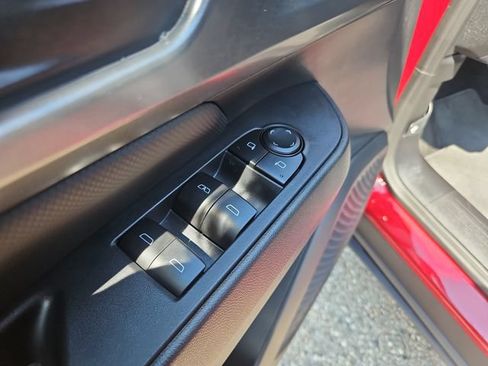 Used 2026 Chevrolet Equinox EV RS FWD image 12