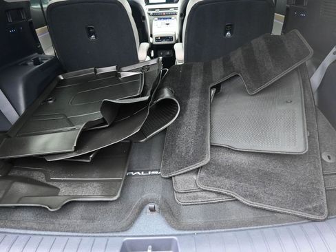 Used 2025 Hyundai Palisade Limited image 23