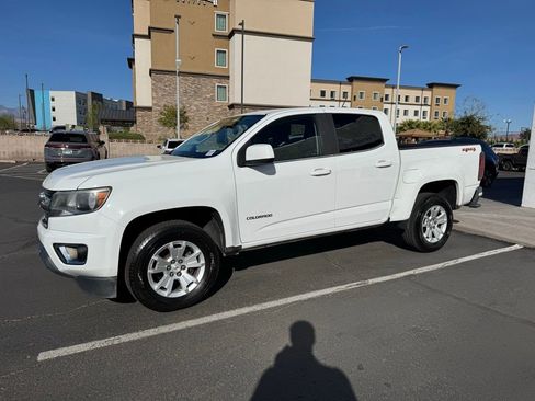 Used 2018 Chevrolet Colorado LT w/ LT Convenience Package image 4
