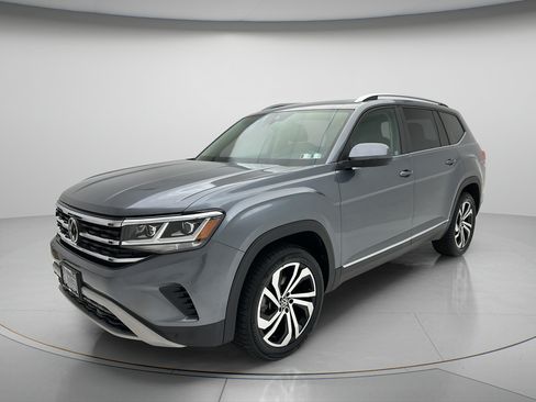 Used 2022 Volkswagen Atlas SEL AWD/4WD image 3