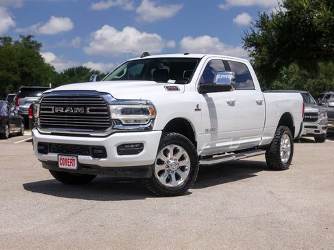 Used 2023 RAM 2500 Laramie AWD/4WD image 2