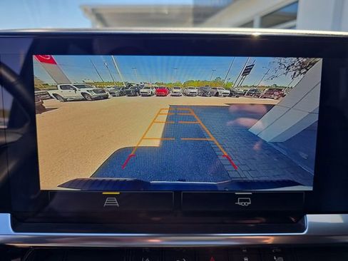 Certified 2025 Chevrolet Silverado 2500 LT w/ Convenience Package image 20