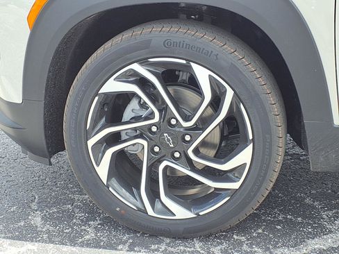 New 2026 Chevrolet TrailBlazer RS FWD image 24