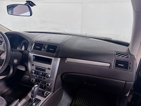 Used 2012 Ford Fusion SE image 25