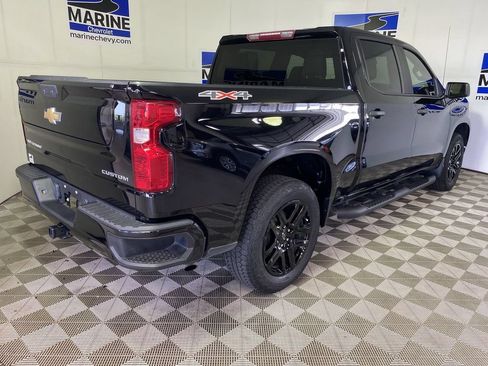 Used 2023 Chevrolet Silverado 1500 Custom AWD/4WD image 13