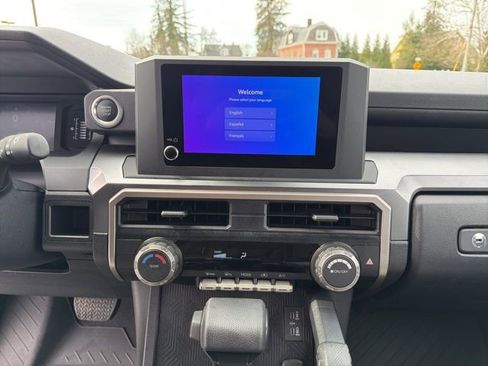 Used 2025 Toyota 4Runner SR5 image 17