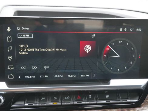 Used 2023 GMC Sierra 1500 Elevation image 18