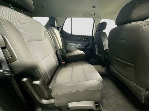 Used 2019 Chevrolet Traverse LT image 28