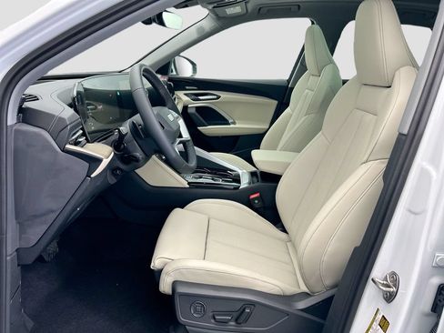 Certified 2025 Audi Q5 Premium Plus w/ Premium Plus AWD/4WD image 19