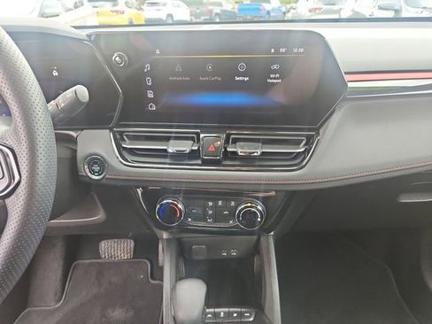 Used 2024 Chevrolet TrailBlazer RS w/ Driver Confidence Package AWD/4WD image 19