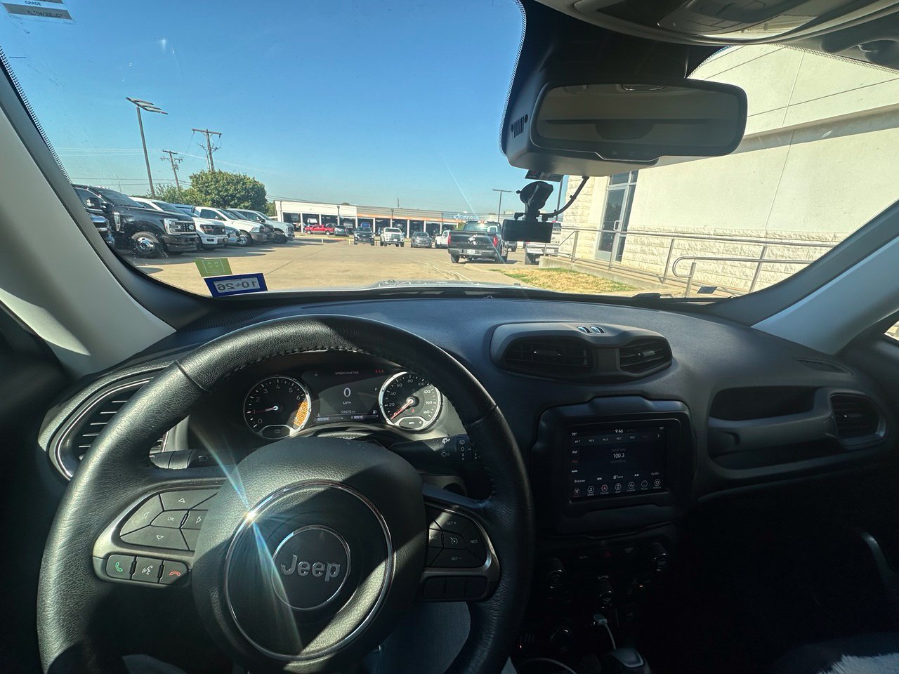 Used 2019 Jeep Renegade Limited AWD/4WD image 8