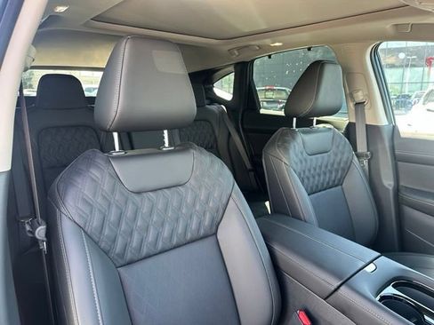 New 2026 Nissan Murano Platinum w/ Cargo Package AWD/4WD image 16