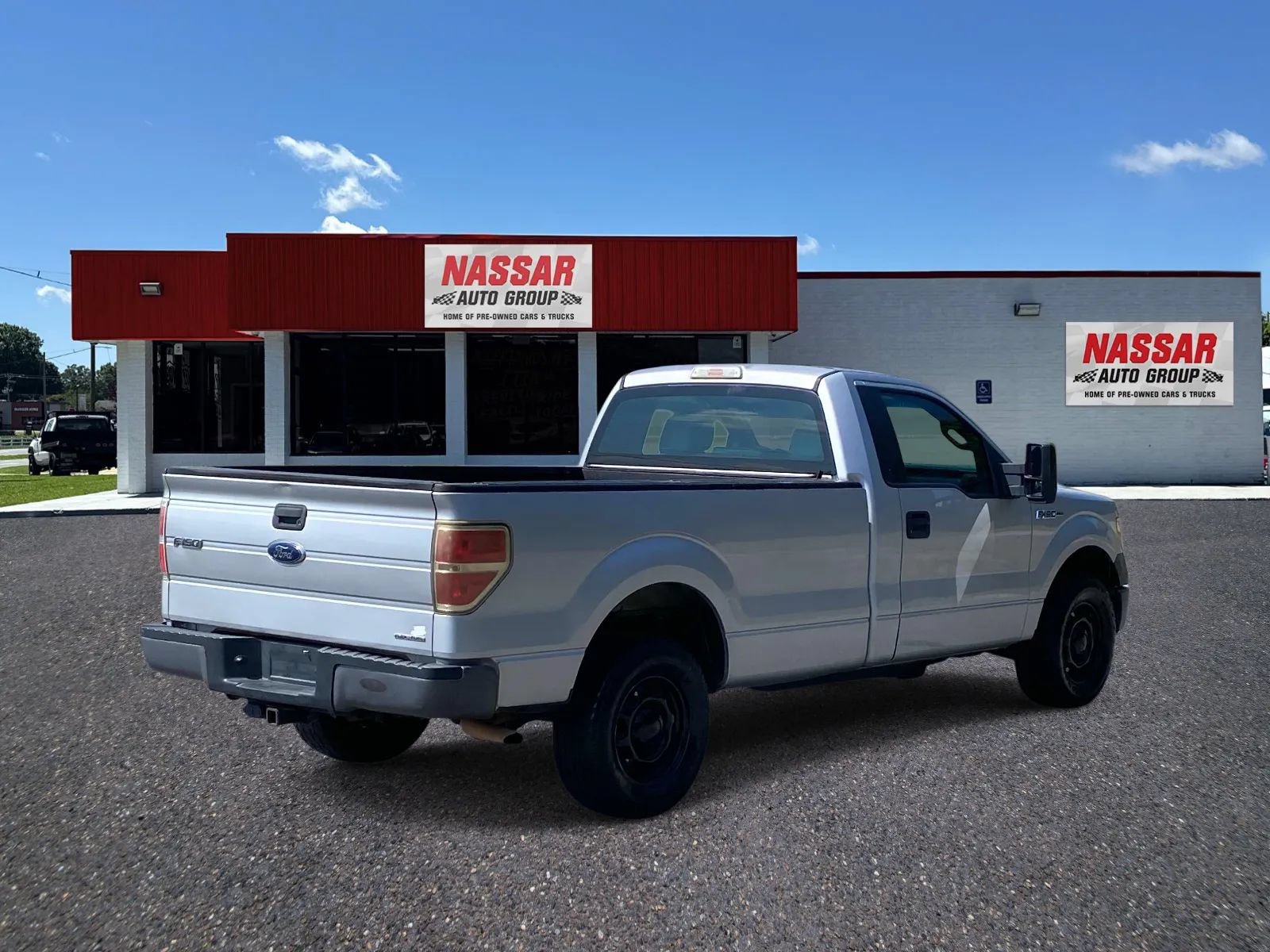 Used 2014 Ford F150 XL RWD image 4
