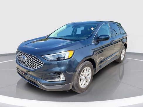 Certified 2023 Ford Edge SEL w/ Convenience Package AWD/4WD image 3